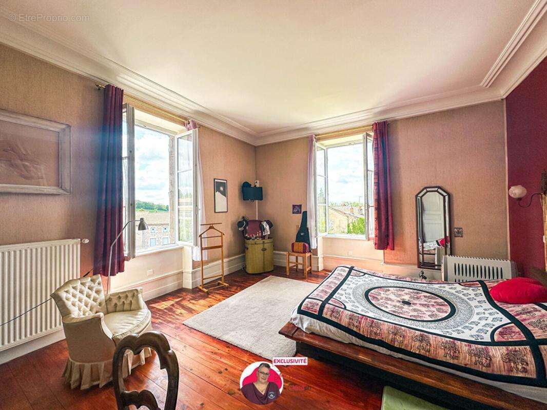 Hôtel particulier 23 pièces 868 m2 sur parcelle 3000 m² et dépendances - photo 8