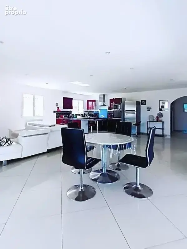 Maison Lézignan-Corbières 4 pièce(s) 127 m² - photo 4