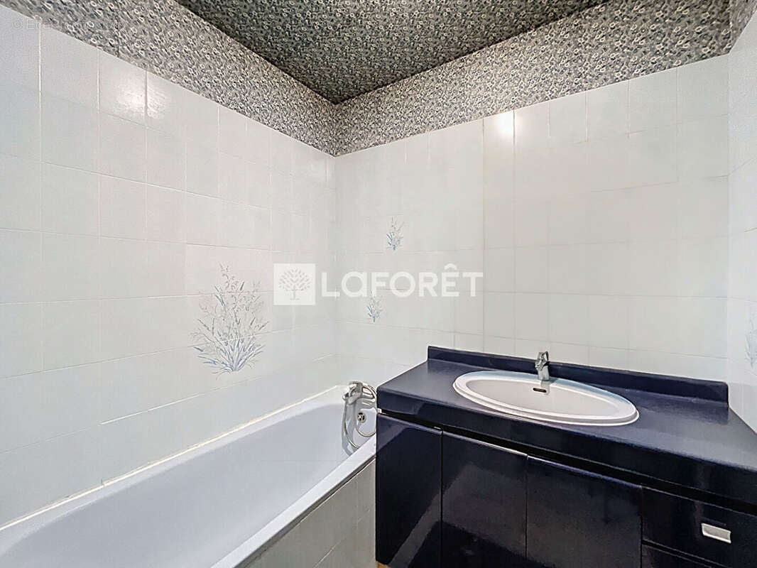 Appartement à SAINT-MICHEL-SUR-ORGE