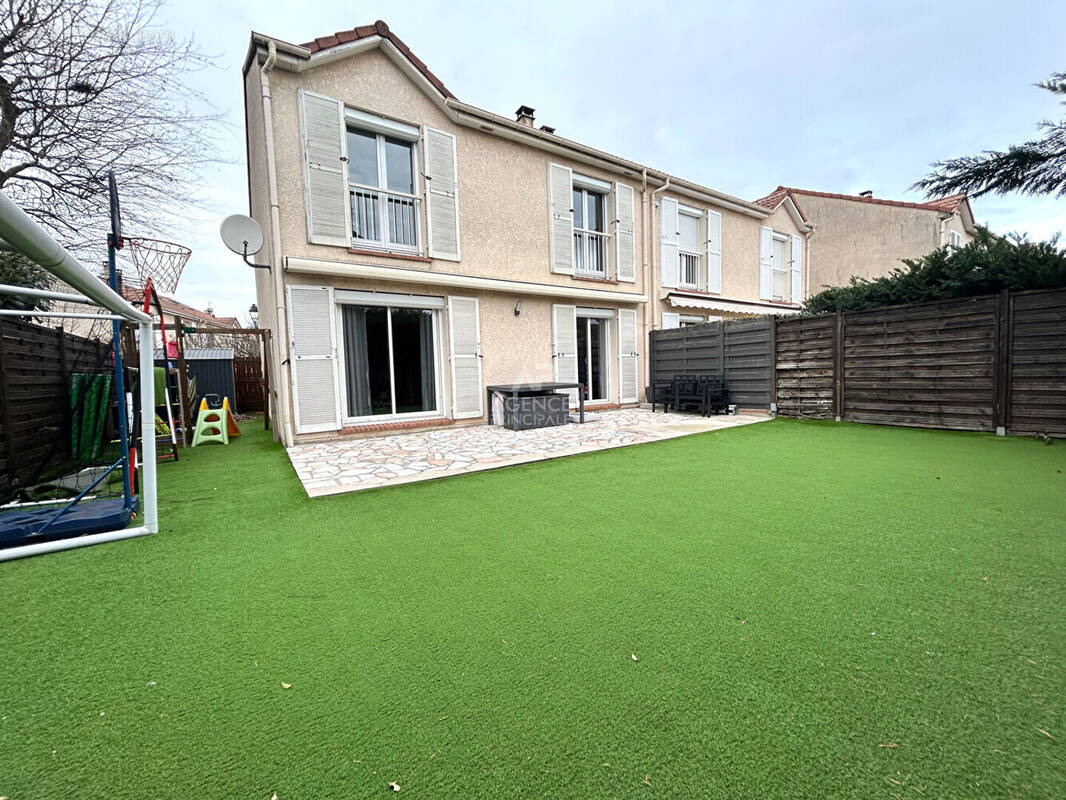 Maison à CARRIERES-SOUS-POISSY