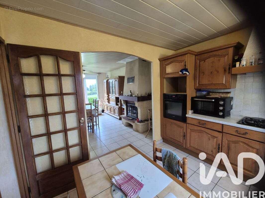 Photo 4 - Maison à MAEL-CARHAIX