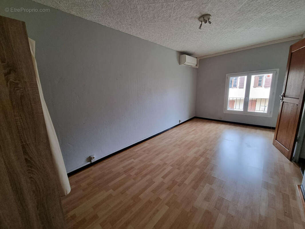 Maison à VIC-EN-BIGORRE