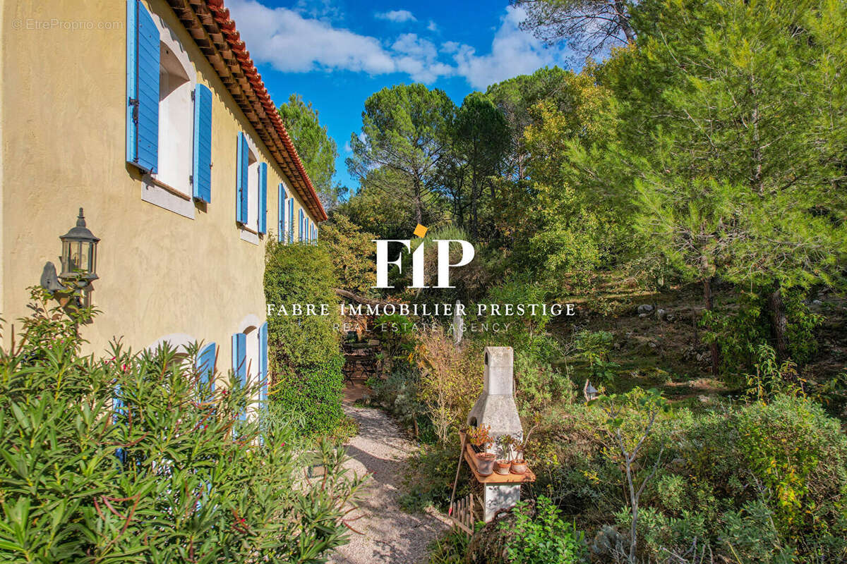 Maison à SAINT-MAXIMIN-LA-SAINTE-BAUME