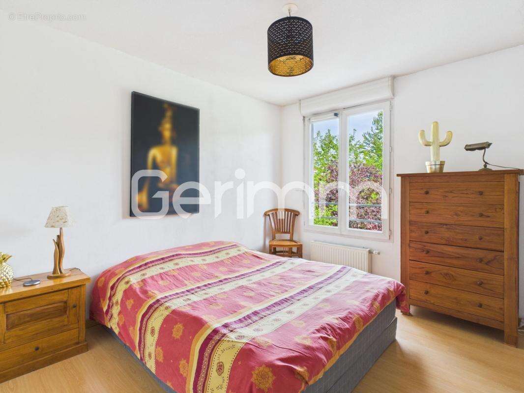 Appartement à SAINT-MARTIN-D'HERES