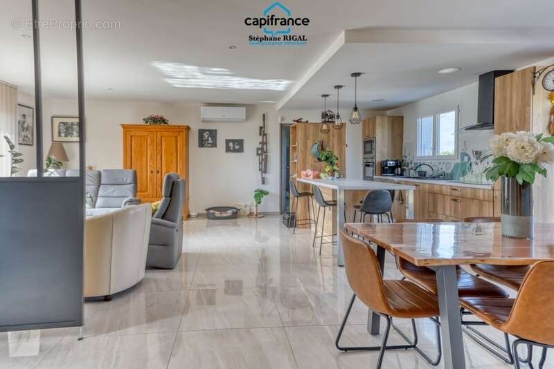 Maison à vendre 5 pièces Maison de 123 m2 habitables sur 800m2 de terrain et piscine - photo 5