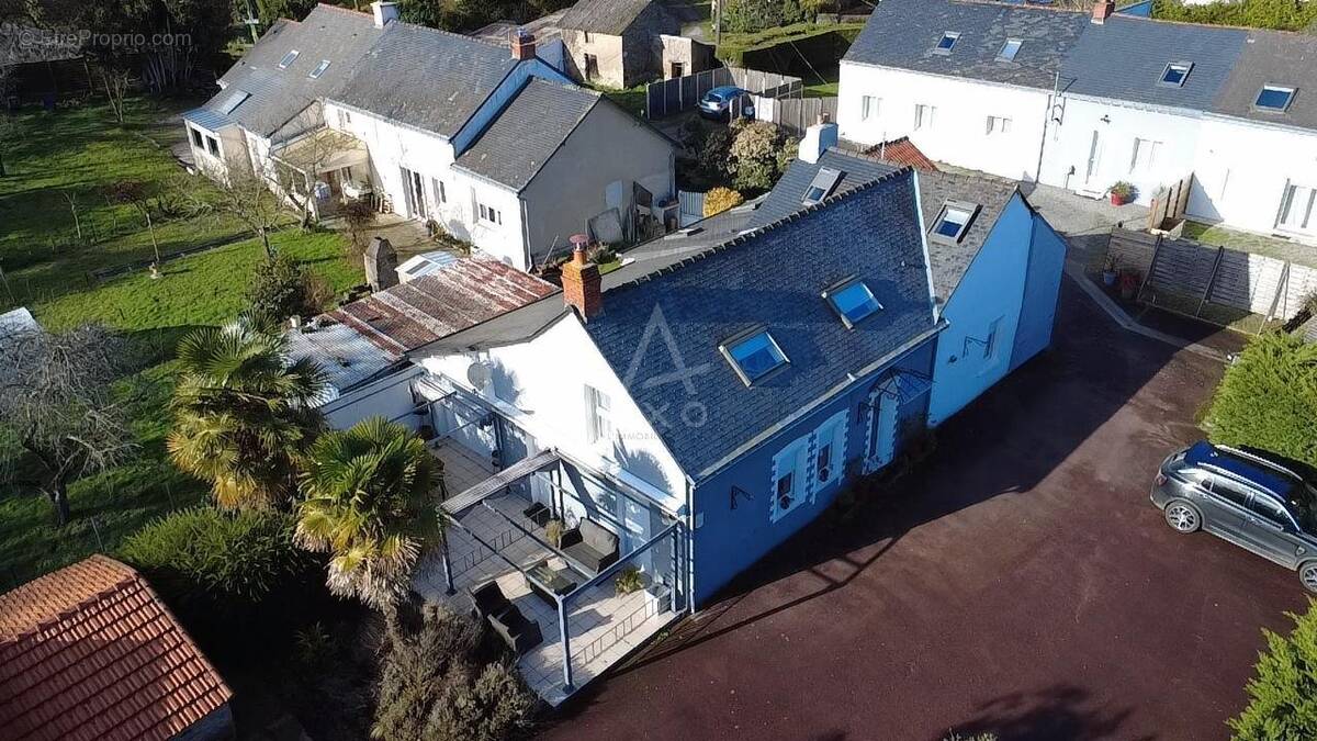 Maison à LA CHAPELLE-SUR-ERDRE