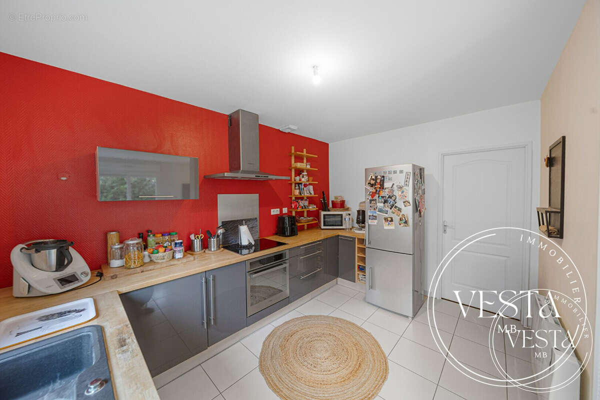 Maison à BELLENEUVE