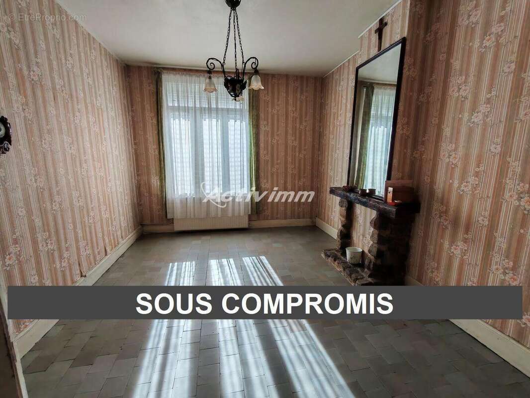 4286 12 - Maison à HESDIN