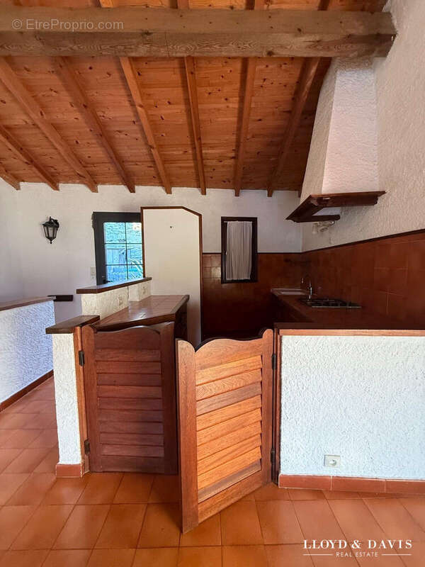 Maison à CENTURI