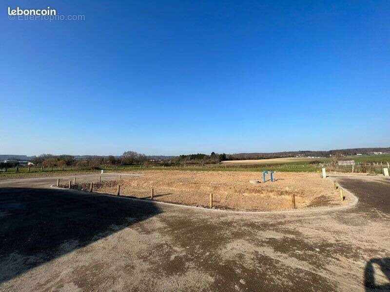 Terrain 845 m² à Gruchet-Le-Valasse  - photo 2