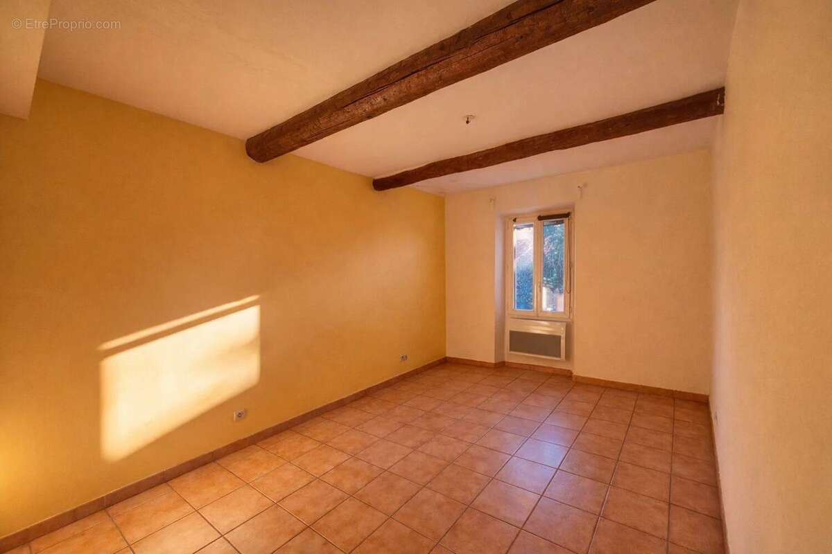 Maison à GONFARON