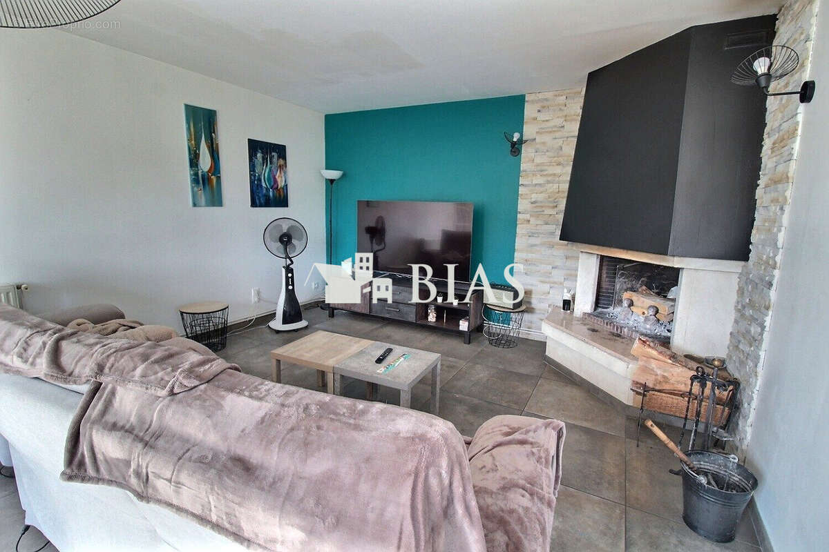 Maison à BOURG-ACHARD