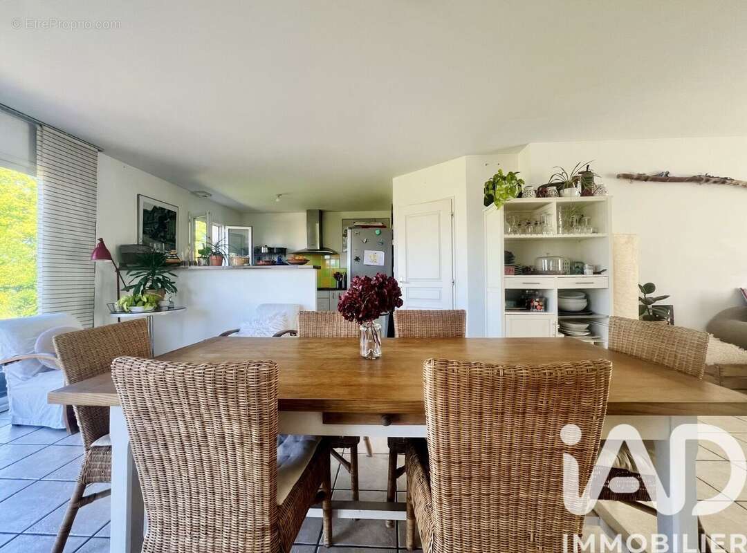 Photo 3 - Maison à CROIX-CHAPEAU