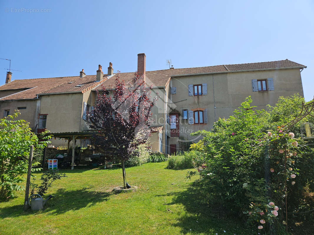 Maison à NEUILLY-EN-DONJON