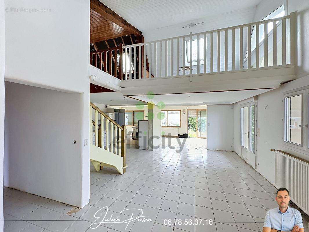 Maison 160 m² à Tremuson  - photo 18