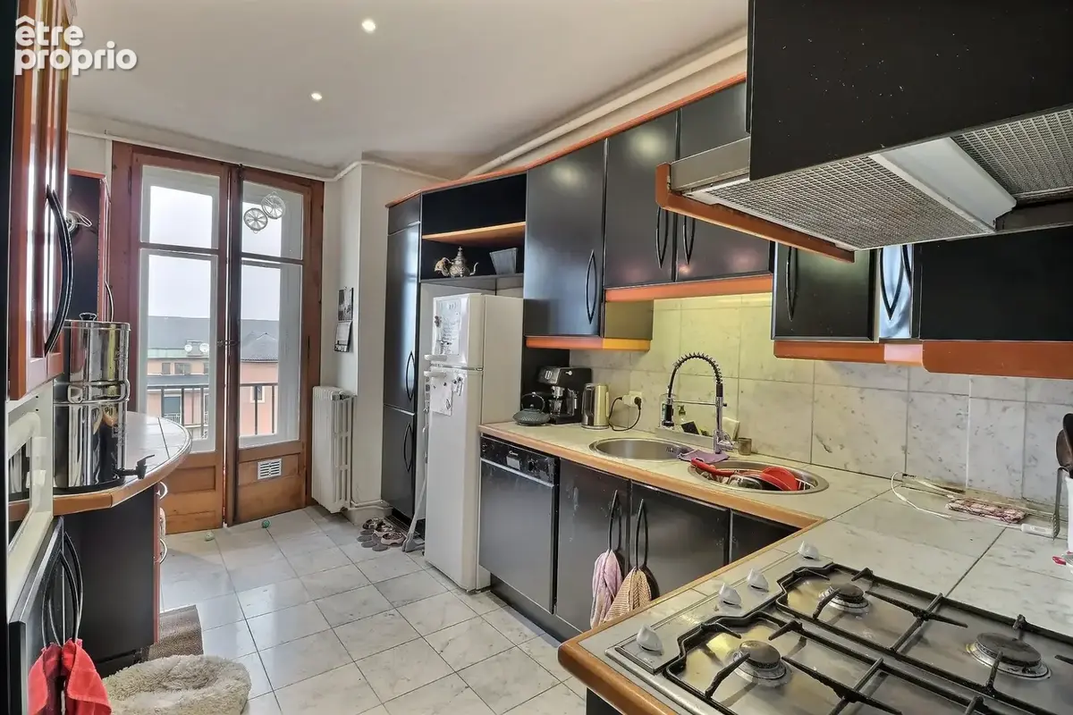 Appartement 5 pièces 123 m² à vendre à Evian-Les-Bains (74500) - photo 4