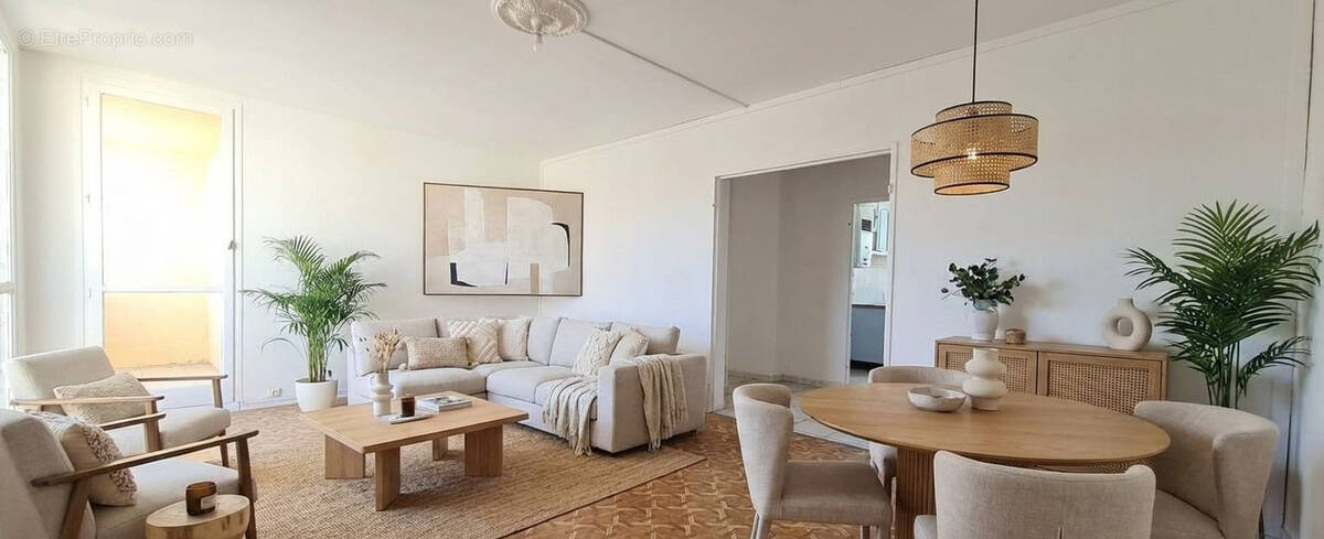 Appartement à PIERRELATTE