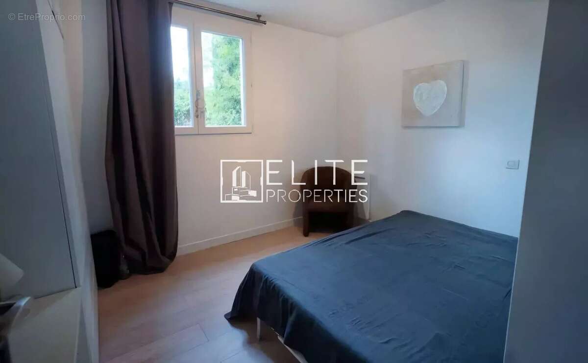 Maison à MOUANS-SARTOUX