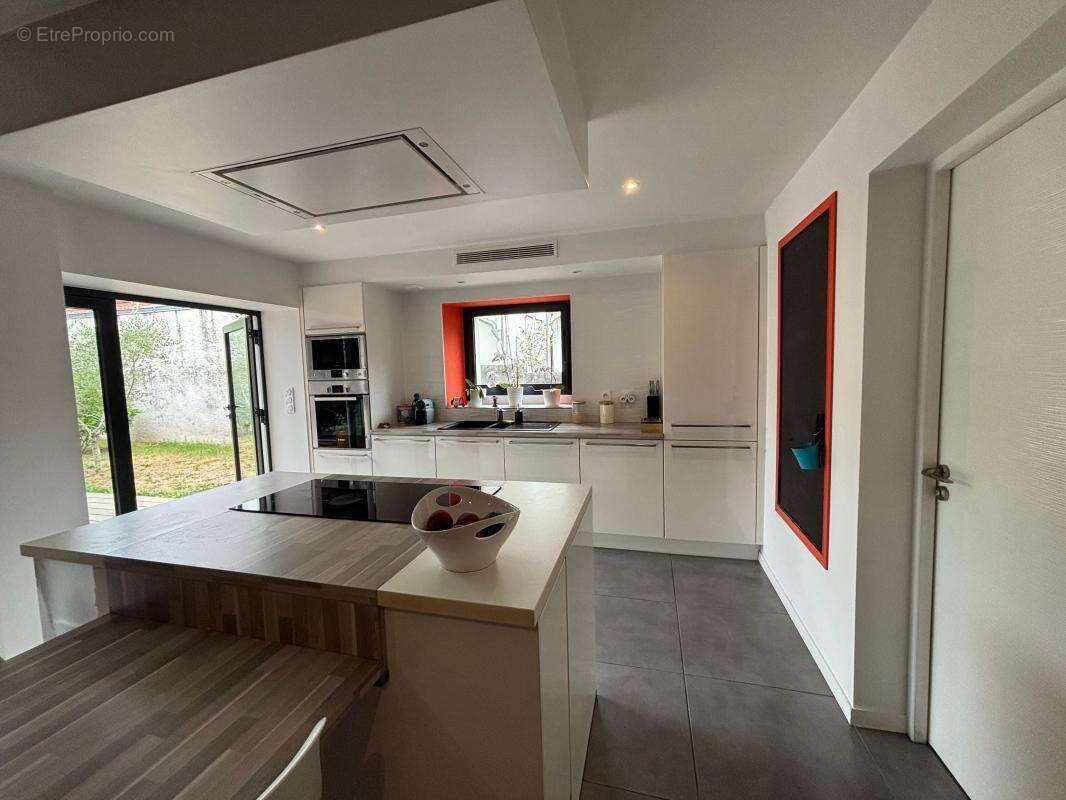 PAU: Quartier du Buisson, Maison À Vendre, bien rare à visiter rapidement!! - photo 5