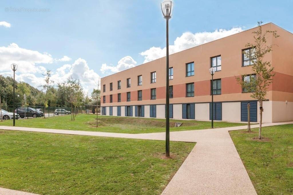 Appartement à MAGNY-LES-HAMEAUX