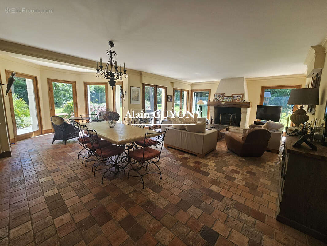 Maison 212 m² à Deauville  - photo 3