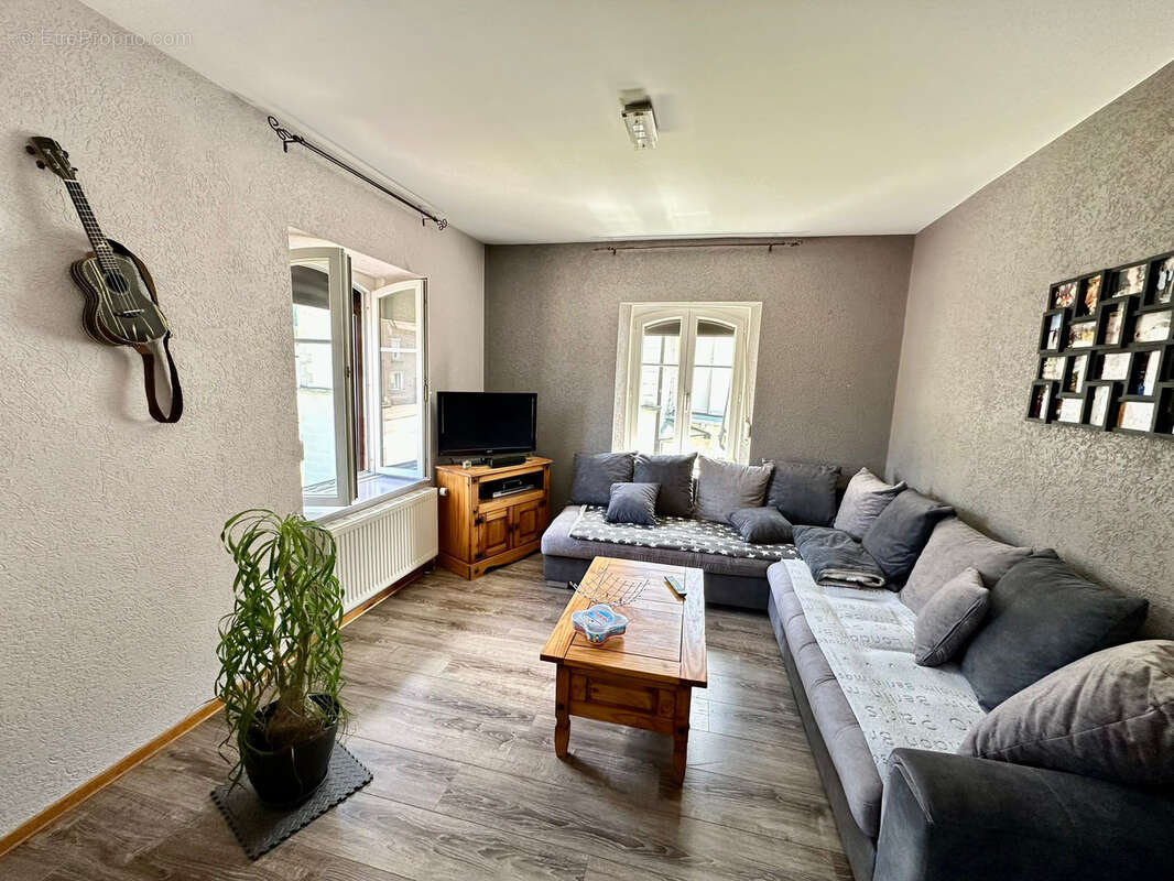 Maison à SERVANCE