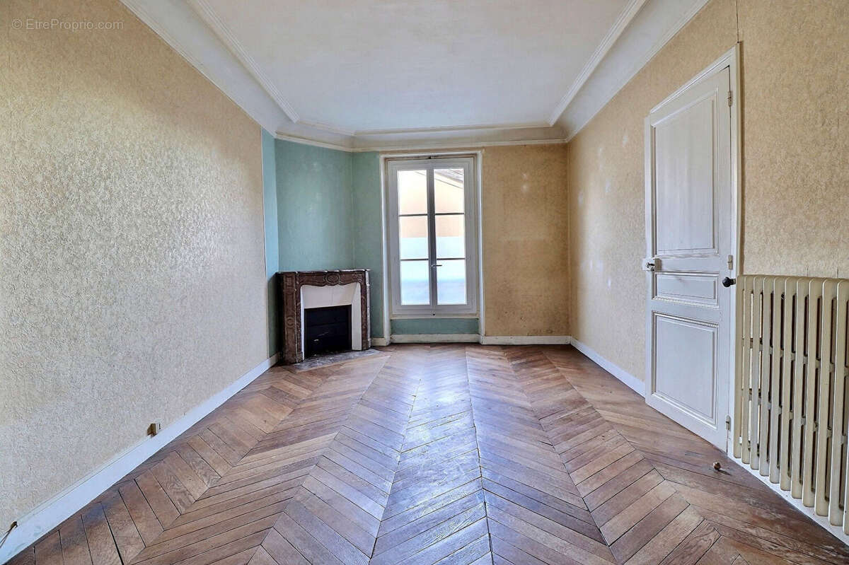 Maison à MAREIL-MARLY