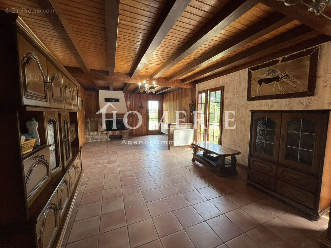 Pavillon de plain-pied avec trois chambres d'une superficie de 114m2 - photo 8