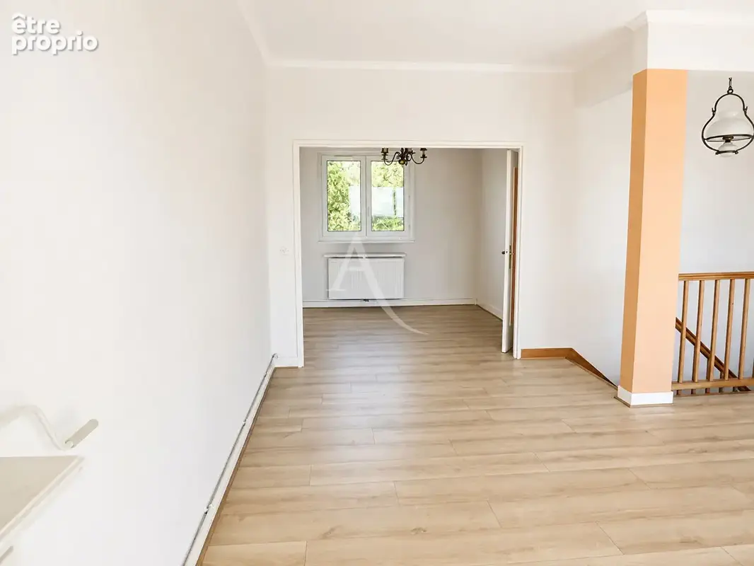 Appartement Gagny 5 pièce(s) 116 m2 - photo 3