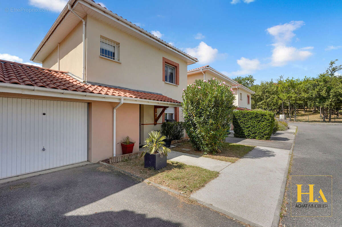 Maison à SAINT-JEAN