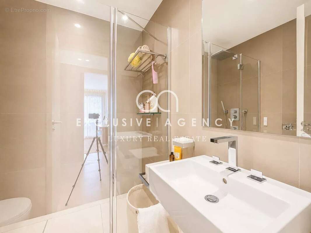 CANNES  Appartement 4 pièces 112m² à vendre Terrasse 53m² Vue mer exceptionnelle - photo 10