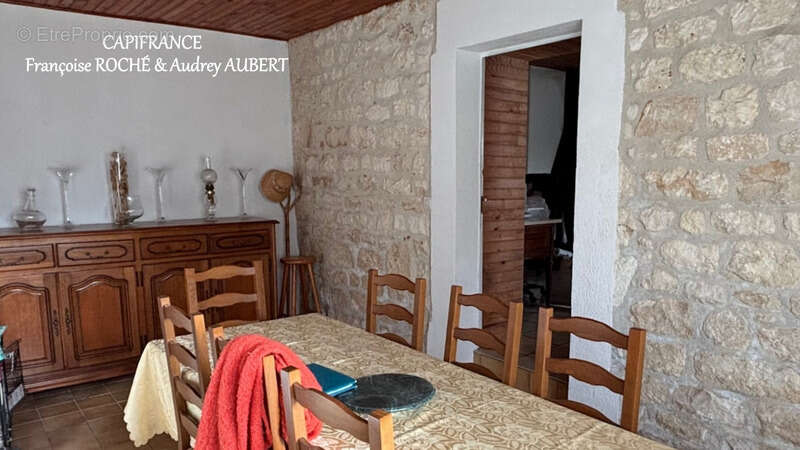 Maison à PORT-D'ENVAUX