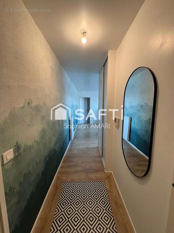 Photo 2 - Appartement à LES MUREAUX