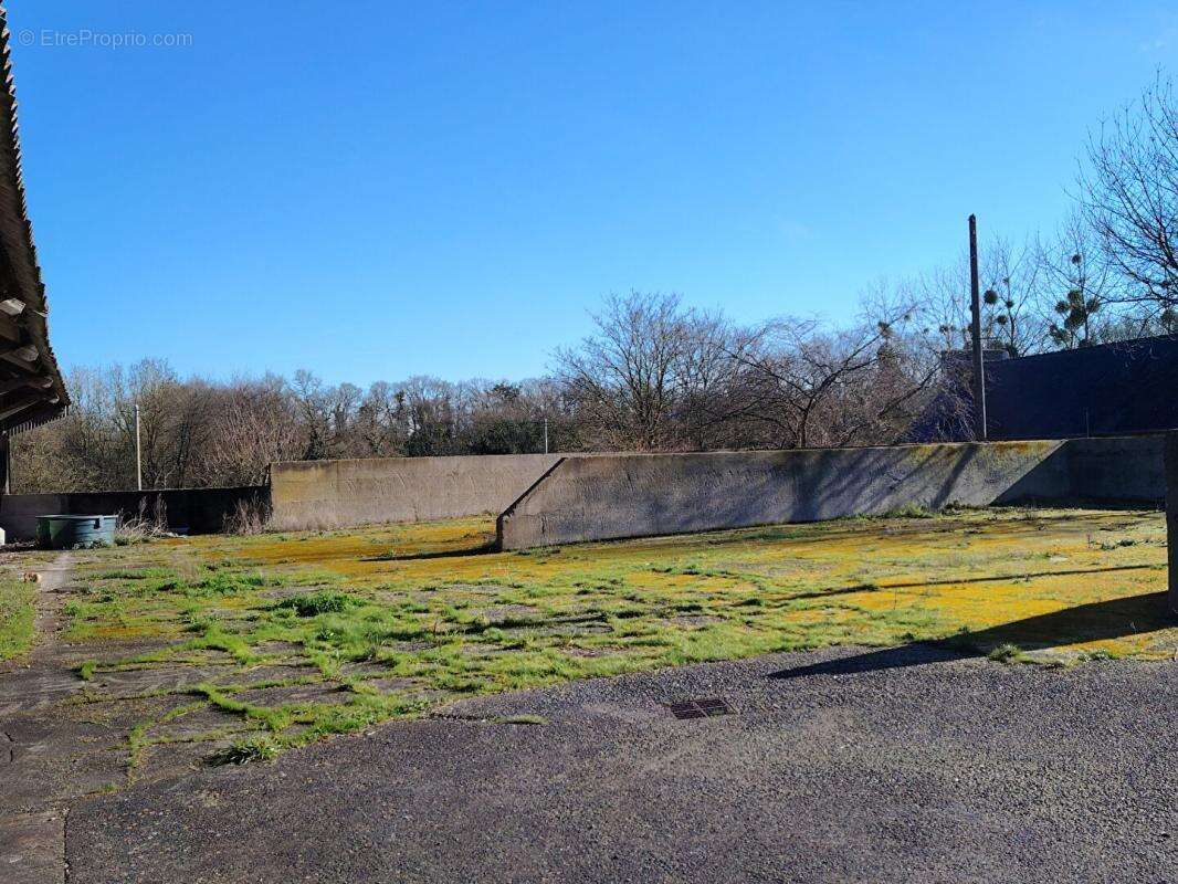 Parking à PLOREC-SUR-ARGUENON