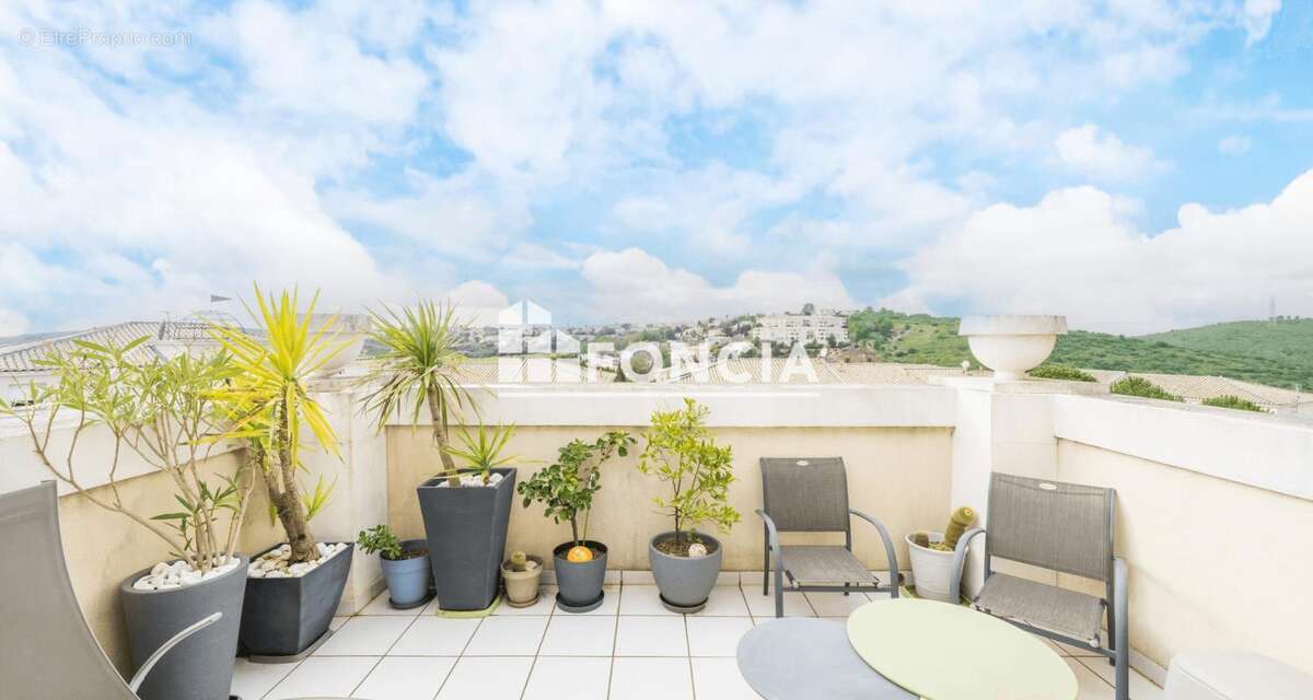Appartement à JUVIGNAC