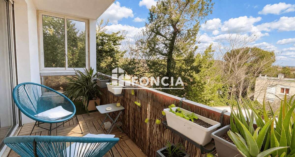 Appartement à NIMES