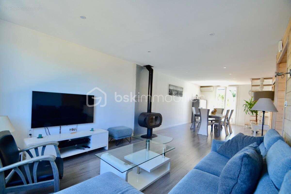 Villa T7 avec piscine, appartement à l'étage et un studio - photo 5