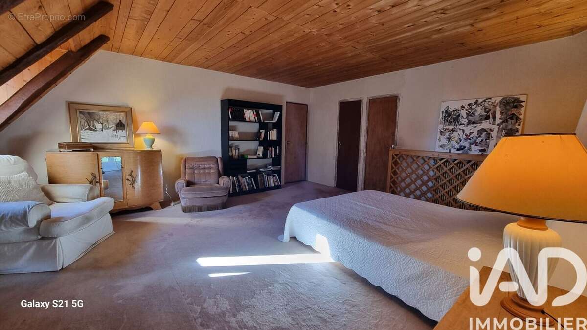 Photo 9 - Maison à SAINT-SAUVES-D'AUVERGNE