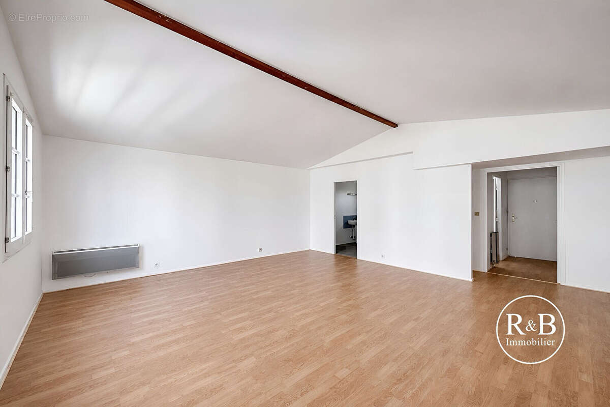 Appartement à MONTIGNY-LE-BRETONNEUX