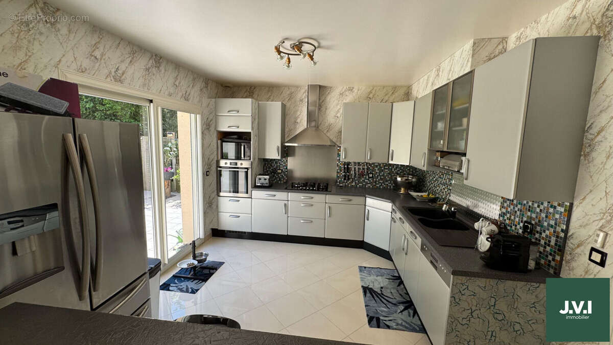 Maison à SAINT-GRATIEN