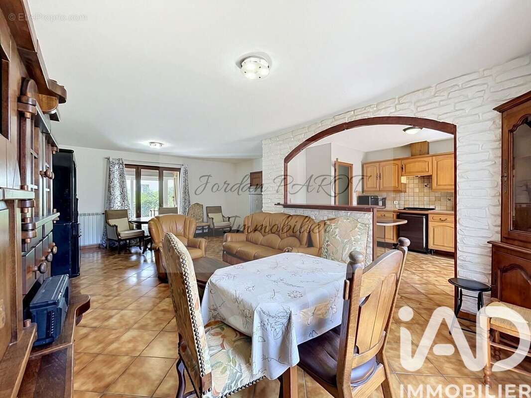 Photo 3 - Maison à CLICHY-SOUS-BOIS
