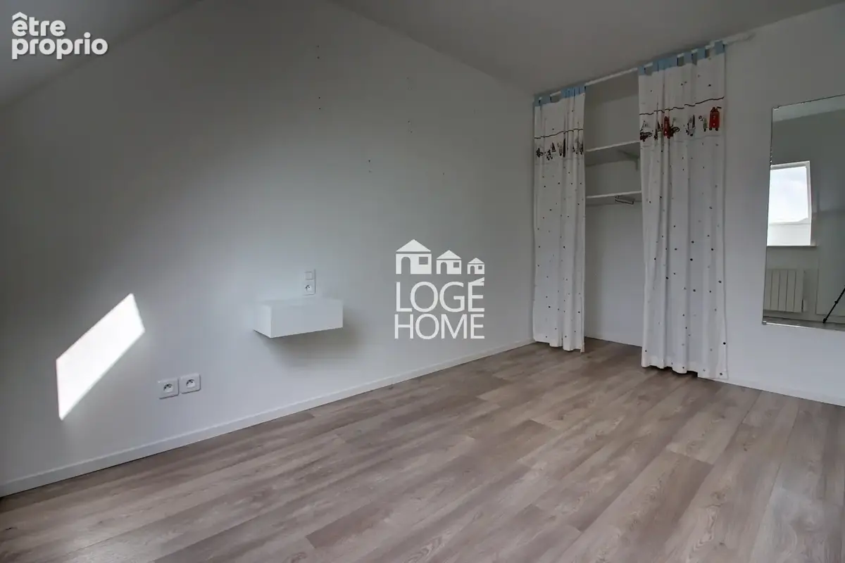 Maison 95 m² à Wattrelos  - photo 8