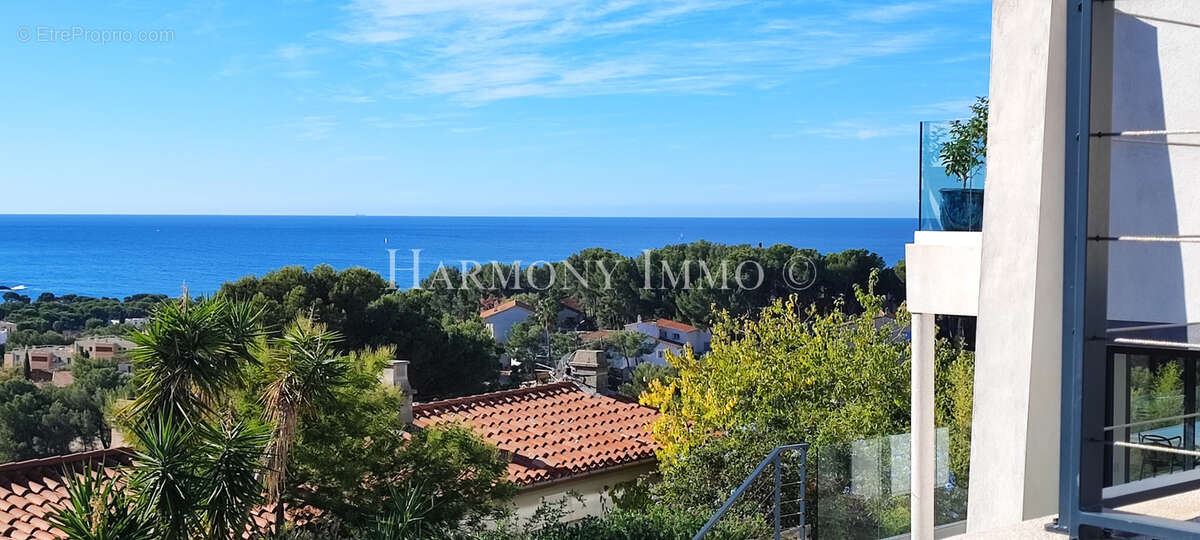 Vue Mer- Appartement T4 de 100m2 en rez-de-jardin à Bandol 83 150 (Var) - photo 15