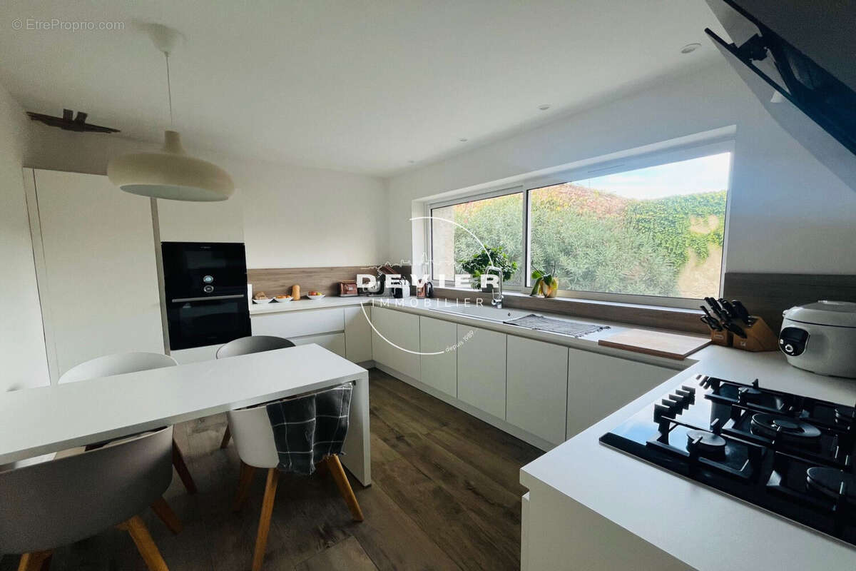 Maison à SAINT-GENIES-DES-MOURGUES