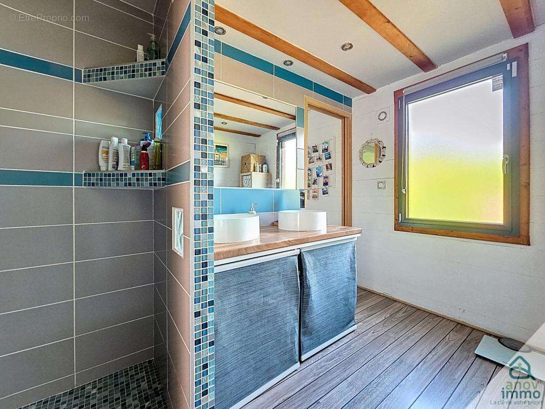 Maison à SAINT-ANDRE-DE-CUBZAC