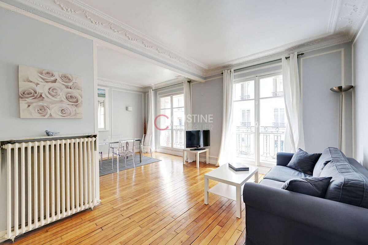 Appartement à PARIS-18E