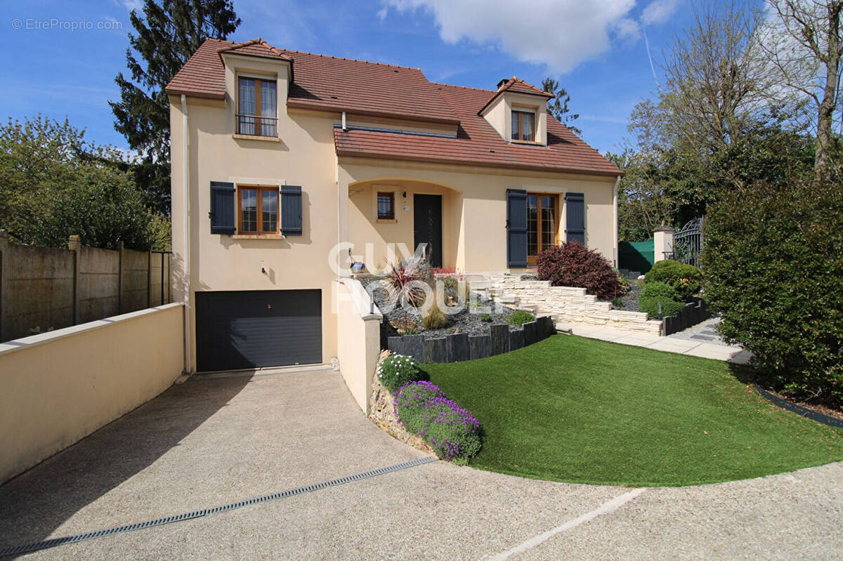 Maison à SOLERS