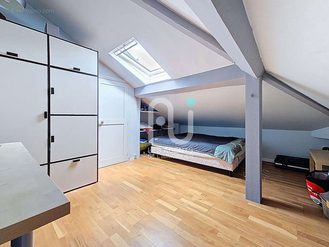 Maison à ASNIERES-SUR-SEINE