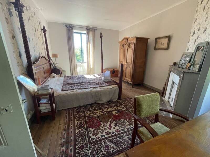 Maison à SAINTE-FEYRE