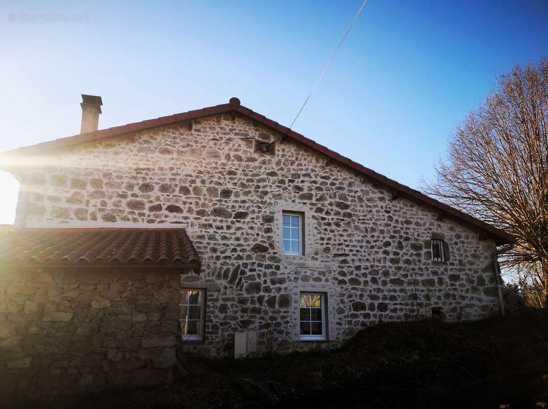 Maison à FELINES